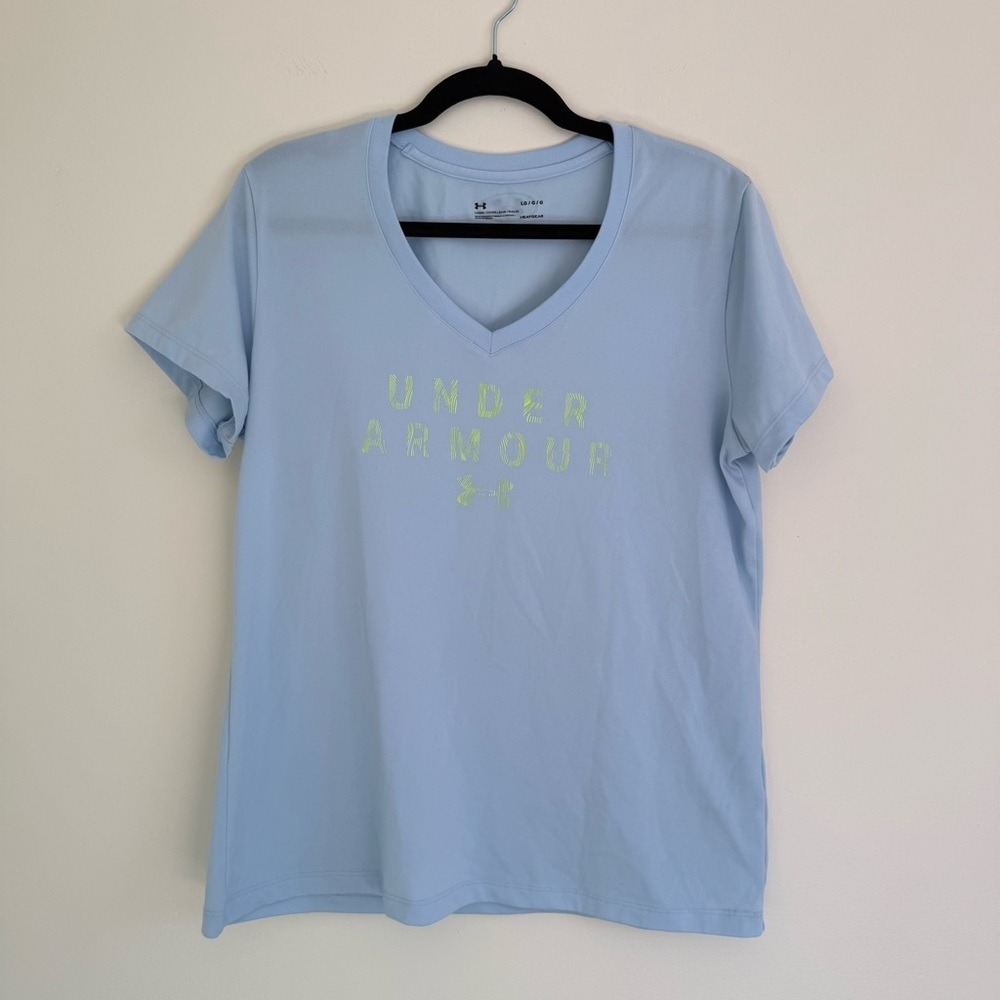Under Armour Women Shirt Large Blue Activewear V-neck Heatgear Dry Fit